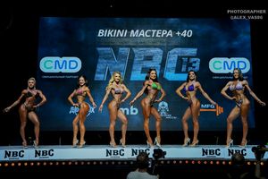 BIKINI МАСТЕРА +40